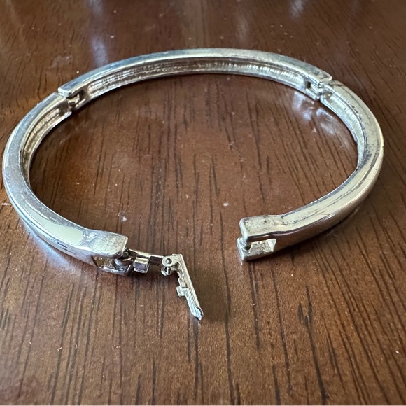 Silvertone Avon CZ Pave Diamond Bracelet - Picture 7 of 10